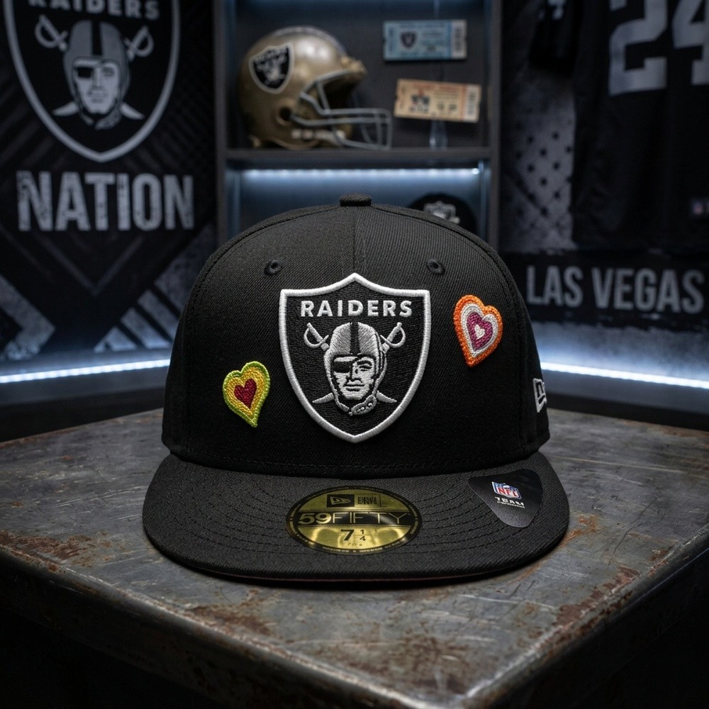 New Era 59FIFTY Las Vegas Raiders Chainstitch Heart Fitted Hat 7 1/4 Pink UV